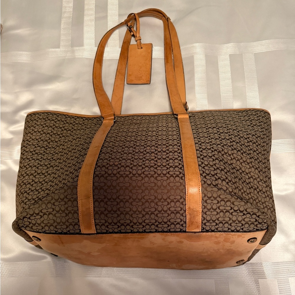 Great Condition, Vintage Coach XL Signature “C” Canvas w/Leather Trim Tote